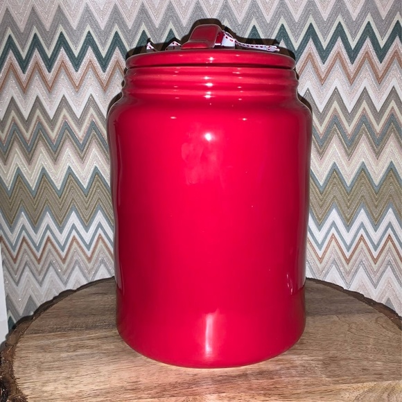 2019 Rae Dunn Valentine’s Be Mine Red Canister - Picture 3 of 4